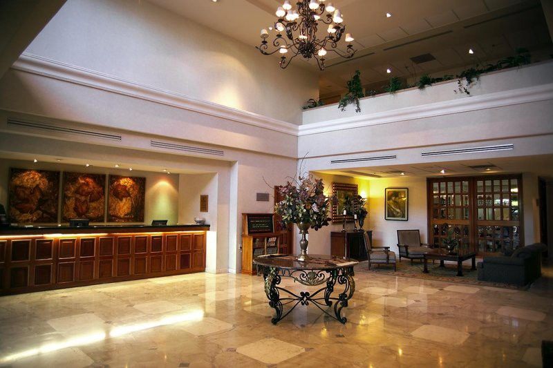Holiday Inn Monclova By Ihg Экстерьер фото