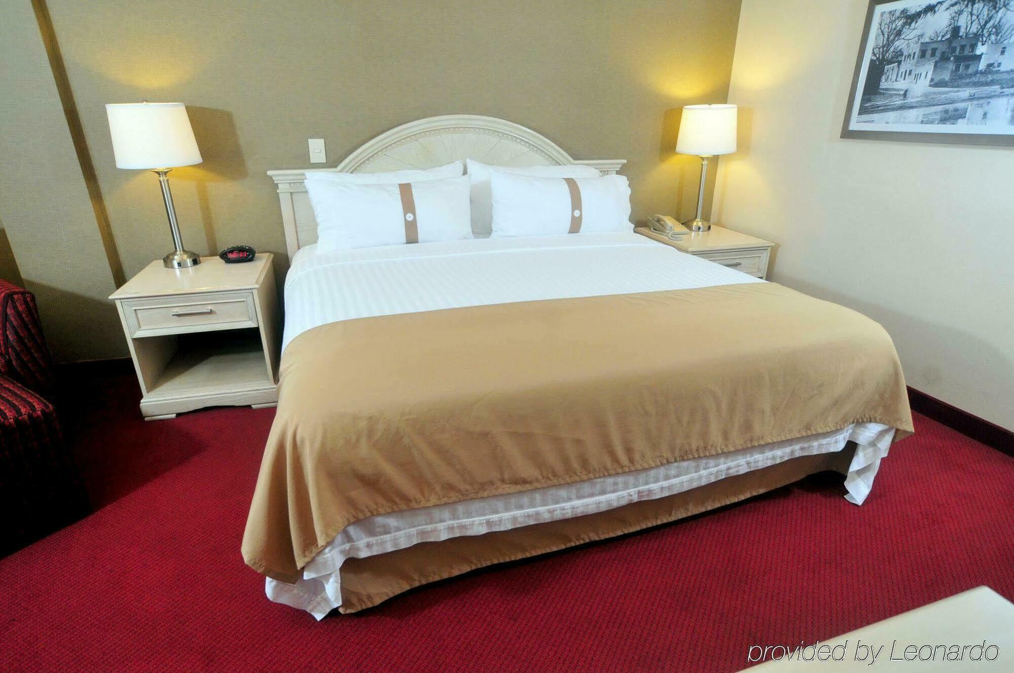 Holiday Inn Monclova By Ihg Экстерьер фото
